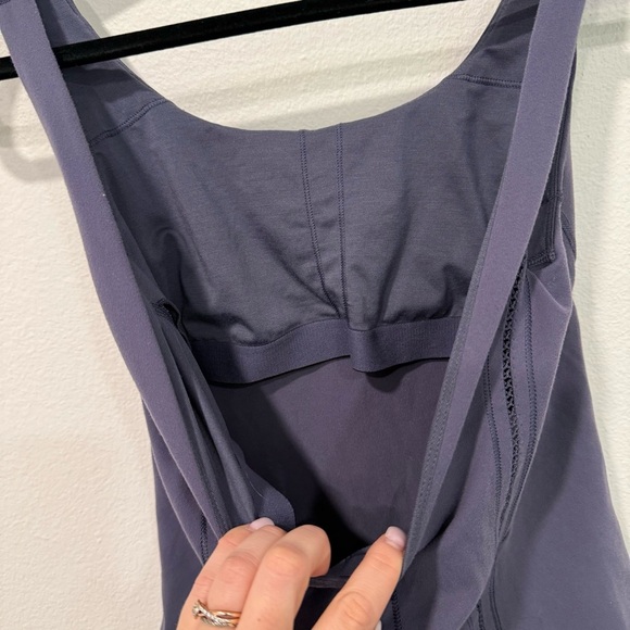Lululemon Sculpt It Singlet Tank Top (Built-in Bra) in Greyvy 6 - Picture 5 of 6